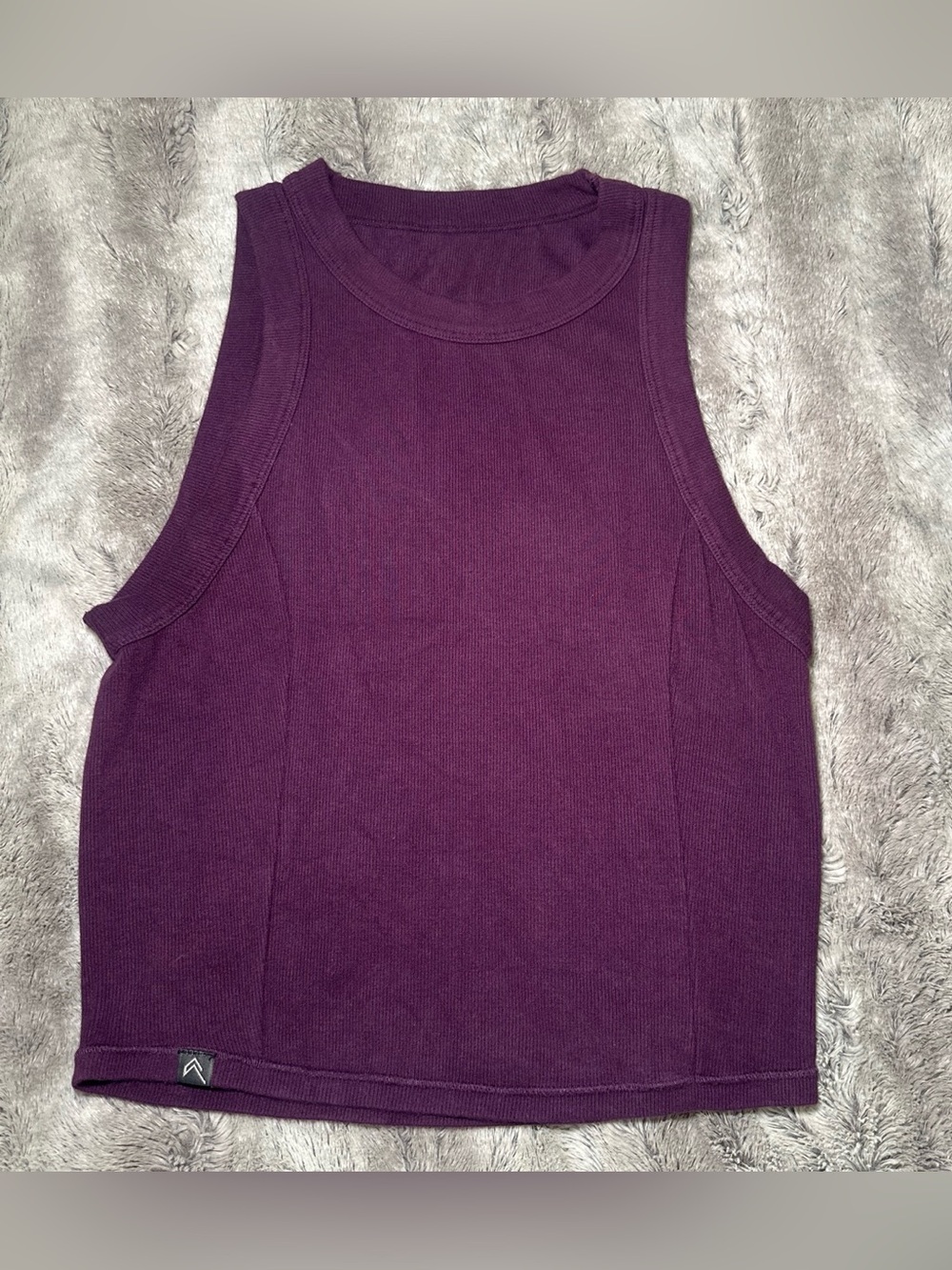 women’s small ‘Oneractive’ blackberry purple mellow rib high-neck tank top